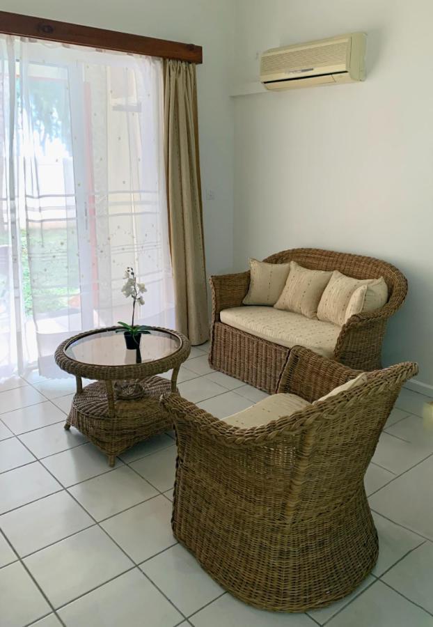 Lovely Beachfront Boutique Apartment Flic-en-Flacq Exterior foto